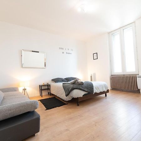 Aux Portes De Lyon Tout Confort Emplacement Ideale Netflix Givors Exterior foto