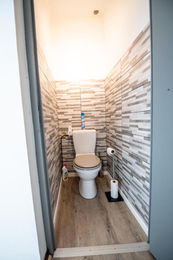 Aux Portes De Lyon Tout Confort Emplacement Ideale Netflix Givors Exterior foto